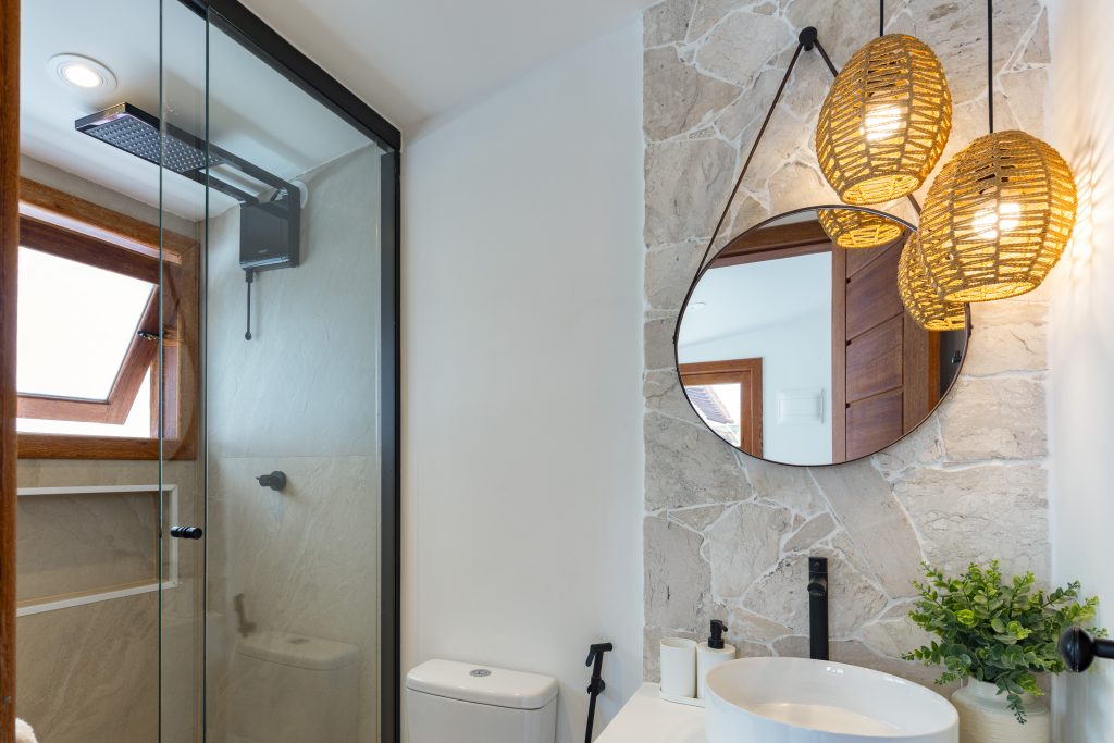 En-suite bathroom